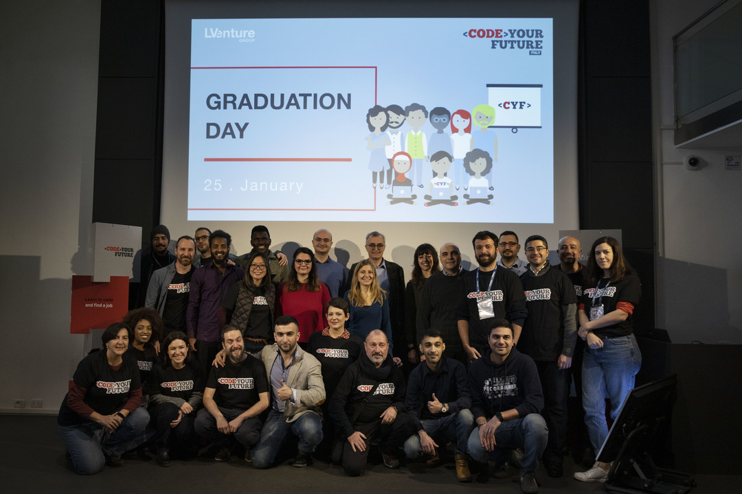 CodeYourFuture Italy Graduation Day: conclusa la prima edizione italiana del programma che ha lanciato 12 nuovi programmatori di talento